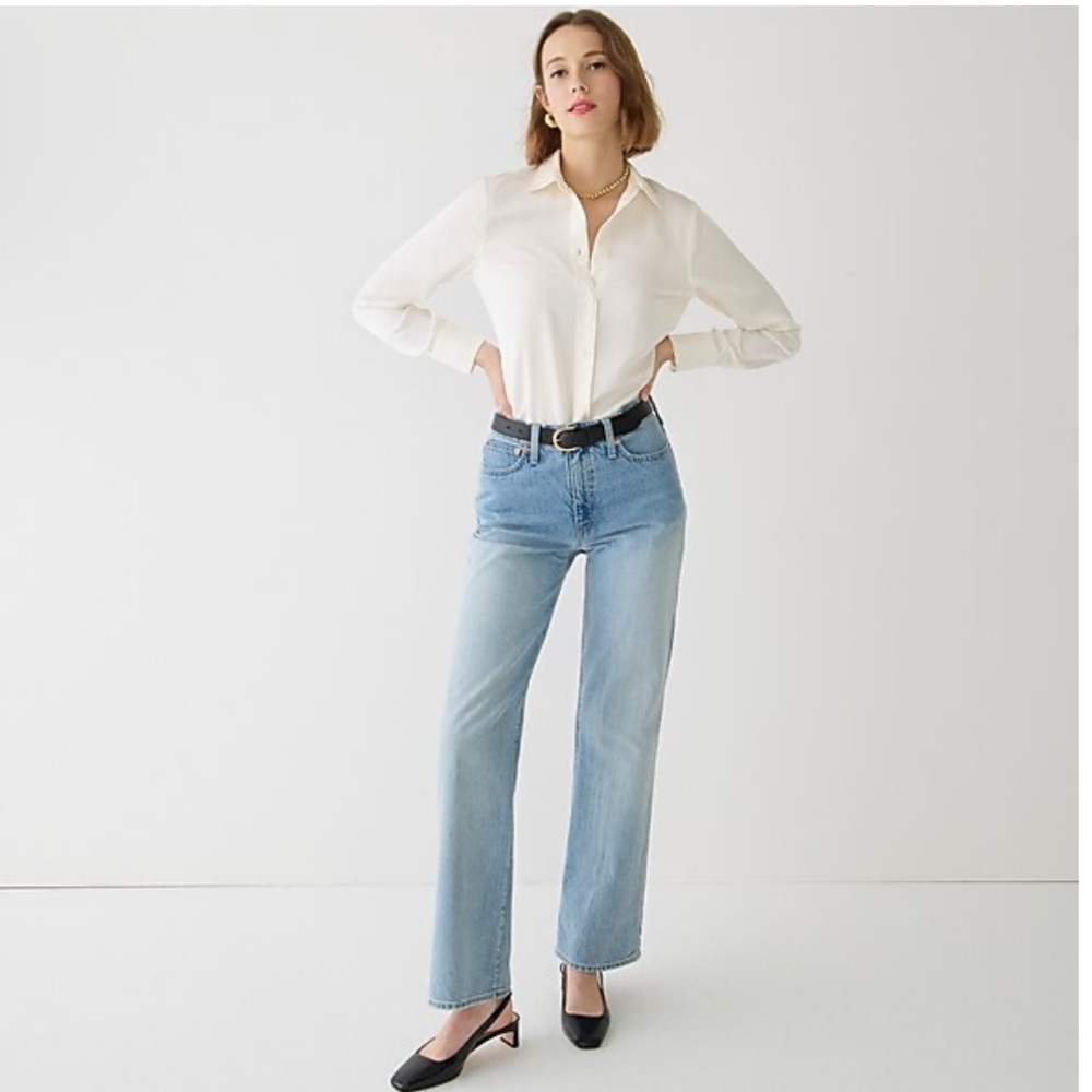 J.Crew High-rise '90s wide-leg jean in Morningside wash. Size 32 short